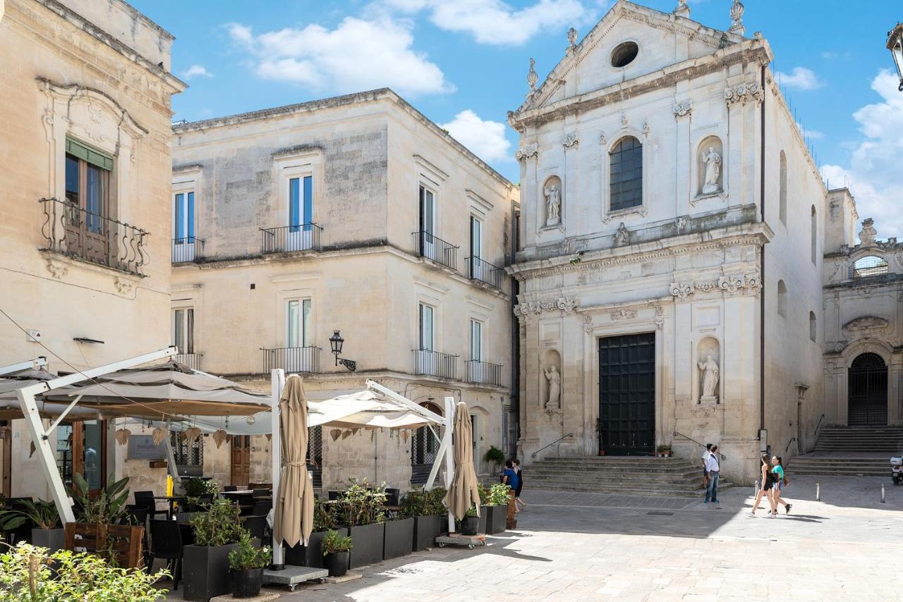 Bed and Breakfast Palazzo Charlie Lecce Exterior foto