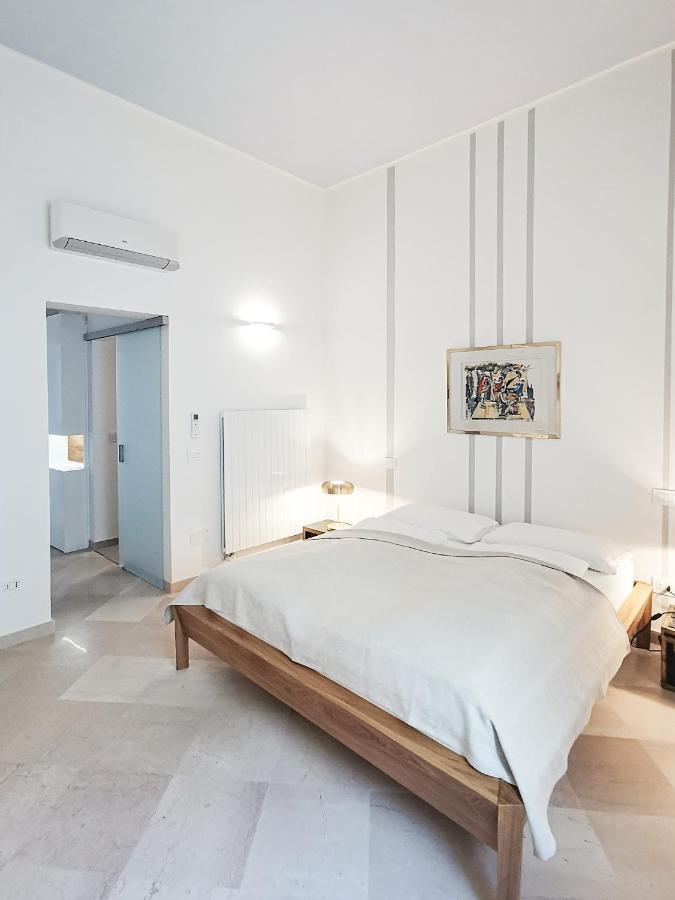 Bed and Breakfast Palazzo Charlie Lecce Exterior foto